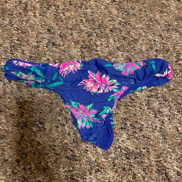 O’Neill bathing suit - Picture 4 of 6